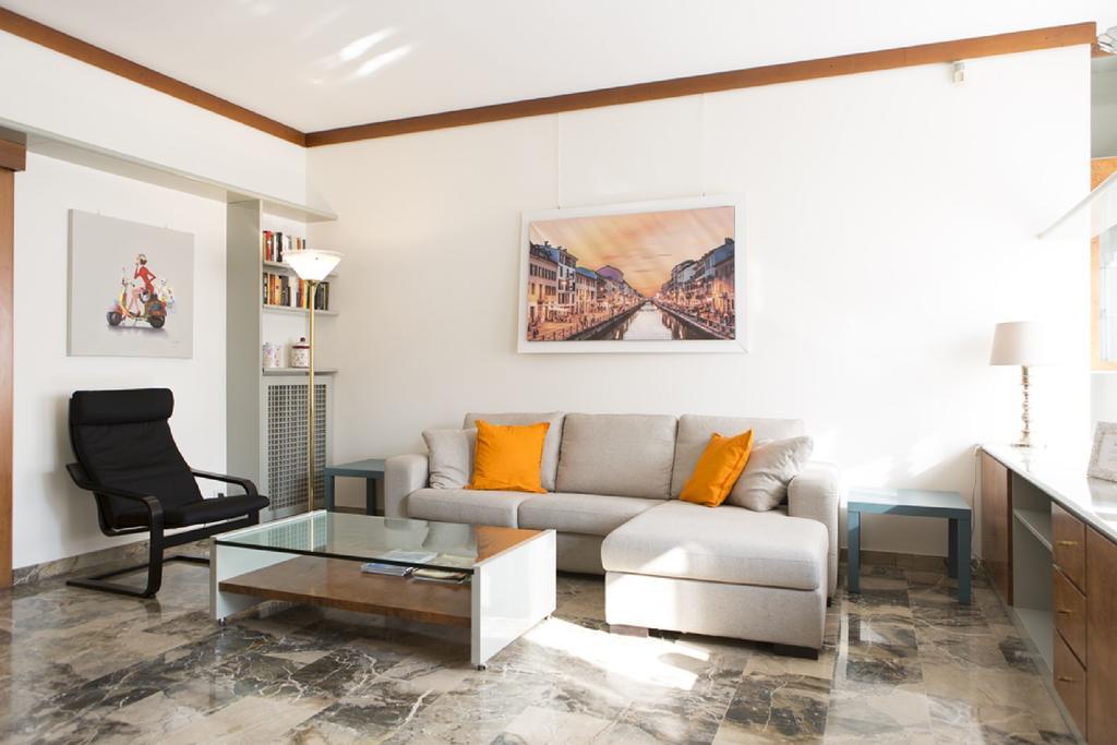 Fiera Monterosa 11 Apartment ميلان الغرفة الصورة